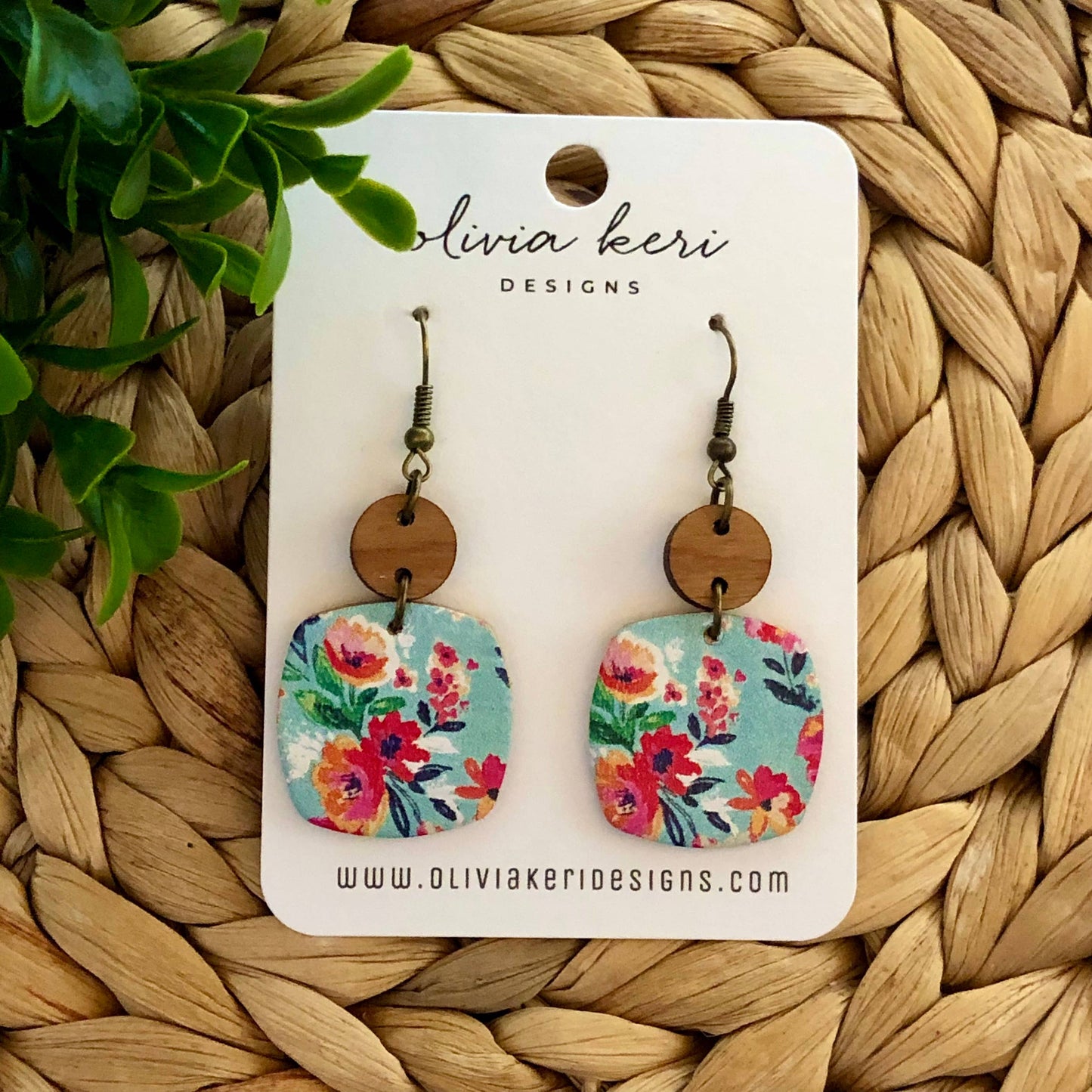 Bora Floral Earrings